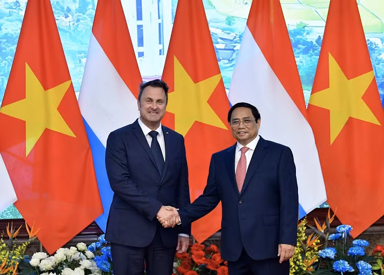 Việt Nam-Luxembourg ký thỏa thuận Đối tác chiến lược về tài chính xanh Viet Nam-Luxembourg ky thoa thuan Doi tac chien luoc ve tai chinh xanh
