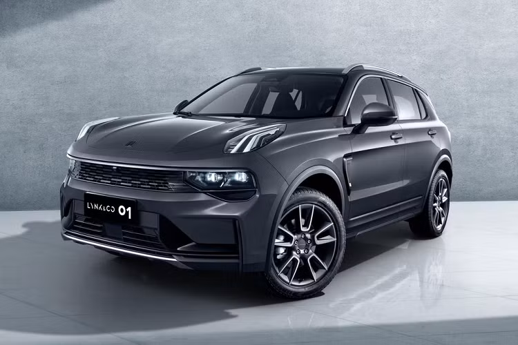 Thời gian dự kiến mở bán xe Lynk &amp; Co tại Việt Nam là tháng 10/2023. Trước thời điểm sự kiện diễn ra, đã có rất nhiều thông tin về những mẫu xe Lynk &amp; Co sẽ được phân phối tại Việt Nam. Cụ thể, một số nguồn tin cho biết hãng Lynk &amp; Co sẽ mang đến Việt các mẫu xe: 01, 03, 05 và 09.