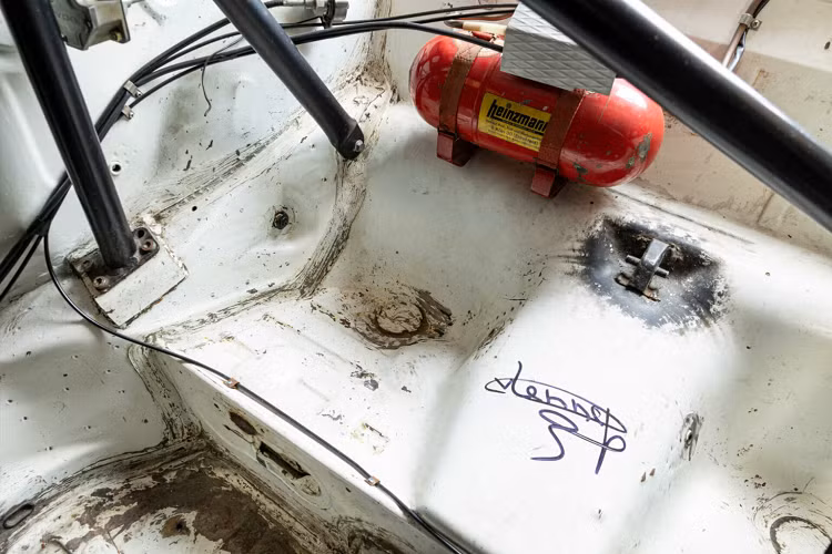 Chiếc xe được bán đấu giá tại Goodwood Revival đã được kiểm tra tính pháp lý tại Porsche Classic ở Đức. Kỹ sư cao cấp kỳ cựu của thương hiệu và cựu quản lý nhóm kỹ thuật – Norbert Singer, đã kiểm tra nhận dạng và sau đó chính thức tuyên bố rằng đây thực sự là chiếc R7 từ năm 1973. 