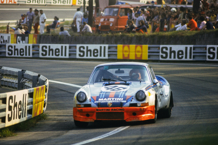Với con số này, có thể nói siêu xe Porsche Carrera RSR Martini Racing 1973 trở thành một trong những chiếc Porsche đắt nhất từng bán đấu giá và trở thành chiếc 911 đắt nhất từ trước đến nay. Trước đó, kỷ lục này thuộc về Porsche 911 GT1 Strassenversion 1998, có mức giá hơn 5,6 triệu USD. 