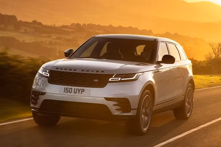 Hiện cả Jaguar Land Rover và Tata đều từ chối bình luận về các cuộc đàm phán, nhưng rõ ràng Tata đang có ưu thế hơn. So với các quốc gia khác ở Châu Âu và Bắc Mỹ, Vương quốc Anh đã phải “vật lộn” để thu hút các khoản đầu tư từ các nhà sản xuất ôtô khi họ theo đuổi công nghệ pin EV.