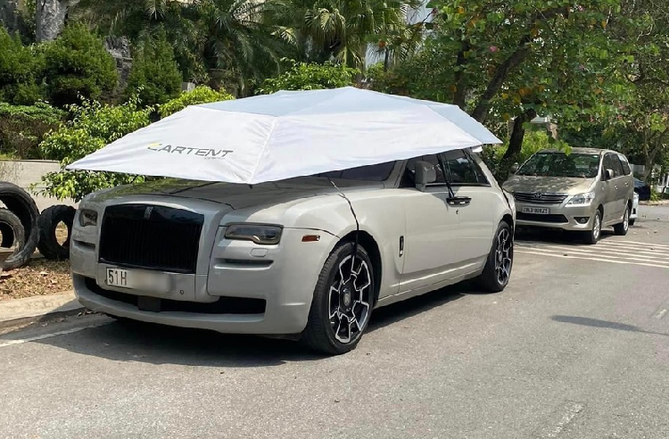 Rolls-Royce Ghost tien ty gan mac “taxi” cua dai gia Sai Gon-Hinh-2
