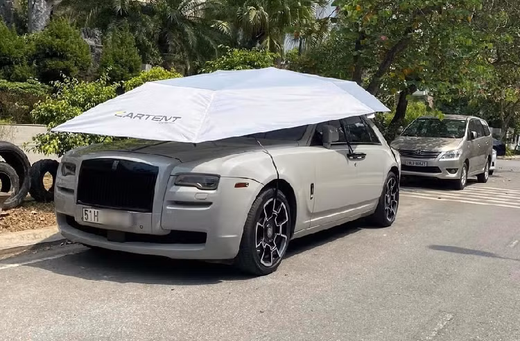 Rolls-Royce Ghost tien ty gan mac “taxi” cua dai gia Sai Gon-Hinh-2