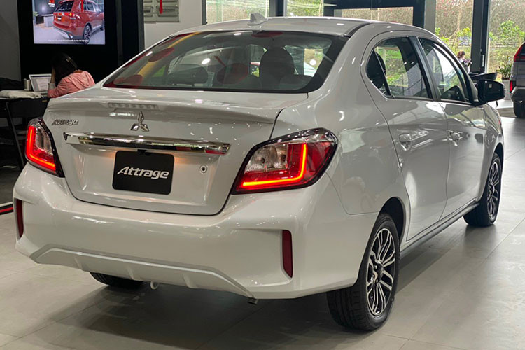 Hiện tại Mitsubishi Attrage đang được phân phối theo dạng nhập khẩu nguyên chiếc từ Thái Lan với mức giá bán dao động từ 380 - 490 triệu đồng. Mặc dù có giá khá thấp, chỉ ngang xe hạng A, nhưng Attrage không phải xe bán chạy. Mẫu xe này thường xếp sau bộ 3 Vios, Accent, City về doanh số.