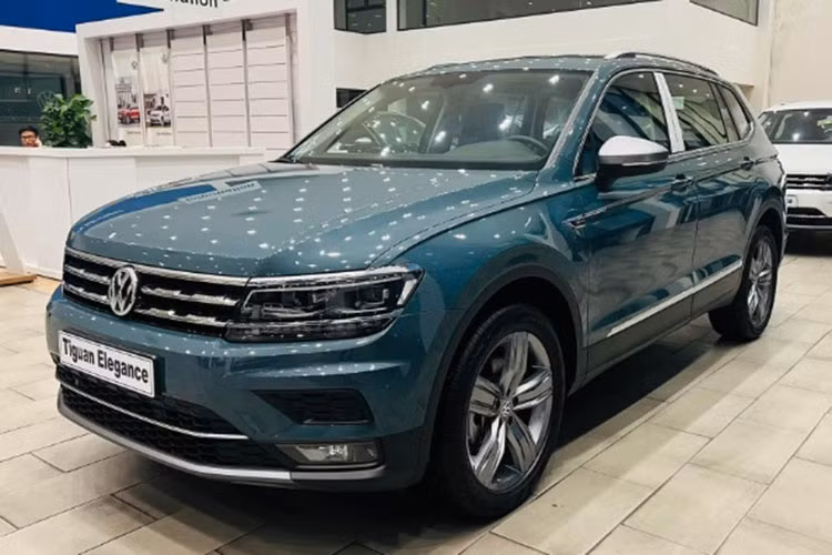 Volkswagen dai ha gia oto, Tiguan giam soc nhat toi 500 trieu dong-Hinh-2