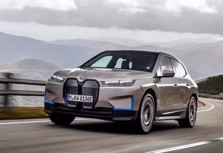 Xe dien chi “xanh” hon oto dong co dot trong sau moc 90.000km