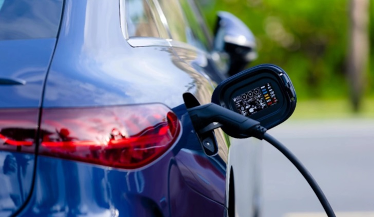 Xe dien chi “xanh” hon oto dong co dot trong sau moc 90.000km-Hinh-2