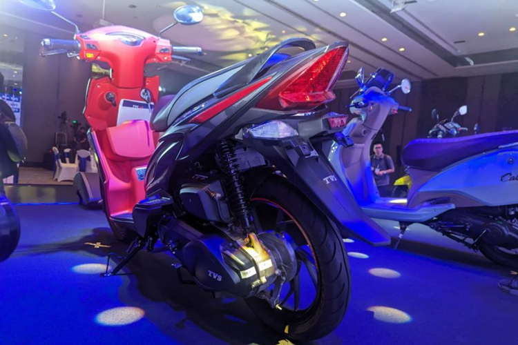 Hiện những mẫu xe máy của TVS sẽ được phân phối tại Việt Nam theo hình thức nhập khẩu từ Indonesia. Nếu doanh số khả quan, việc xây dựng nhà máy lắp ráp xe trong nước cũng là điều hoàn toàn có thể xảy ra.