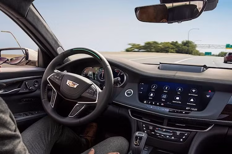 CarBuzz đã phát hiện ra một bằng sáng chế được nộp cho Văn phòng Bằng sáng chế và Thương hiệu Hoa Kỳ của General Motors. Theo đó, nhà sản xuất lớn thứ nhì thế giới đã đăng ký bản quyền cho hệ thống tính toán loại trừ thời gian dừng chờ tại các tuyến đường có đèn tín hiệu.