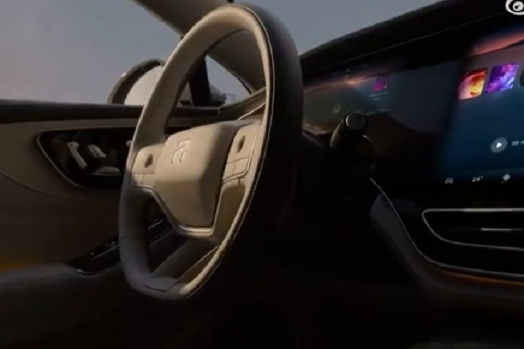 Chuyển đổi giữa nhiều chế độ như đa vùng và chỉ định nguồn phát âm thanh theo nhu cầu của cảnh người dùng. Ngoài ra, Feifan F7 còn được trang bị cửa hút điện không khung và sử dụng kính cách âm nhiều lớp.