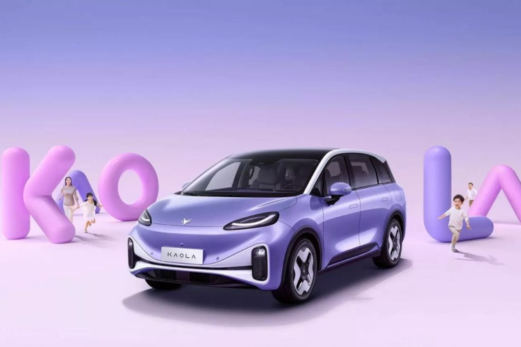 Có giai đoạn, Hyundai chiếm 7% tổng doanh số bán ôtô mới ở Trung Quốc nhưng thị phần của hãng đã giảm xuống dưới 1% vào năm ngoái khi chỉ bán được 254.000 xe. Chi nhánh Hyundai ở Bắc Kinh chịu khoản lỗ 597,7 triệu USD trong 2022. Huyndai hy vọng việc sản xuất xe điện dưới một thương hiệu mới có thể giúp hãng khơi dậy sức sống cho thương hiệu.