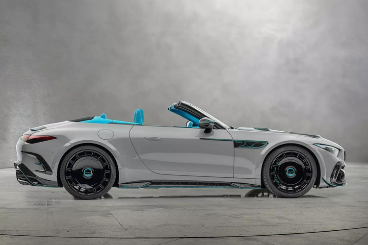 Một chi tiết bổ sung mới nữa là đèn chạy ban ngày LED hình chữ L được tích hợp vào khe hút gió tạo nên dáng vẻ lạ mắt nhưng cũng rất thú vị và ấn tượng.