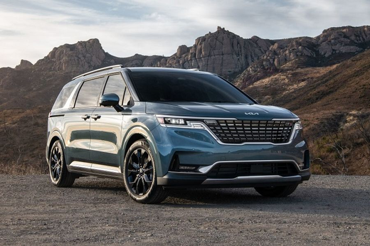 Kia trieu hoi hang loat xe Carnival do loi nguy hiem cho khach