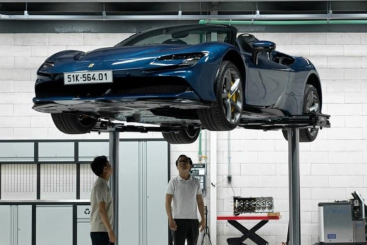 Mở rộng thêm dự án chăm sóc xe này, nhiều người cho rằng sẽ chẳng mấy chốc mà tay chơi siêu xe Cường Đô la có thể sắm chiếc xe hypercar hay megacar đầu đời.