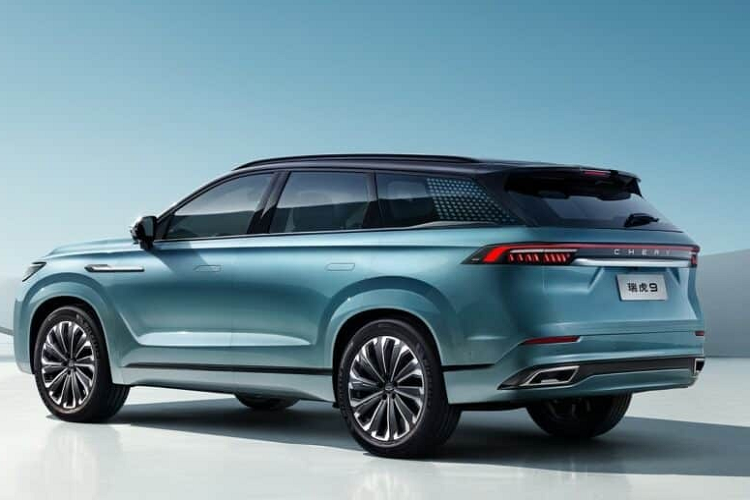 Chery là một công ty sản xuất ôtô có trụ sở tại Vu Hồ, tỉnh An Huy, Trung Quốc được thành lập vào năm 1997, trong hai thập kỷ qua, họ đã trở thành một trong những nhà sản xuất ôtô hàng đầu tại Trung Quốc và mở rộng phạm vi hoạt động ra toàn cầu, trong đó, Chery có dự định sẽ ra mắt thị trường Việt Nam với thương hiệu con OMODA mới nhưng chưa rõ thời gian cụ thể cũng như mẫu xe nào sẽ được bán.