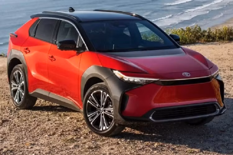 Toyota: tap trung nguon luc san xuat xe dien co the gay hai moi truong-Hinh-3