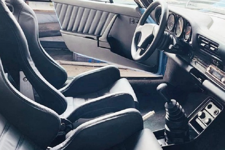 Chiếc Porsche 930 Turbo đời 1987 độ RUF mới lộ ảnh xuất hiện trong garage xe của ông Đặng Lê Nguyên Vũ còn được nâng cấp động cơ giúp công suất lên đến tận 500 mã lực. Mô-men xoắn cực đại 412 Nm tại vòng tua 4.000 vòng/phút. Dòng xe thể thao Porsche 930 Turbo nhập khẩu từ Mỹ mất thời gian 4,6 giây để tăng tốc từ vị trí xuất phát lên 100 km/h. Tốc độ tối đa ghi nhận được của mẫu xe này là 250 km/h.