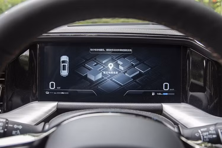 Về mặt trí thông minh, chiếc xe GAC Trumpchi ES9 sẽ tích hợp hệ sinh thái kết nối lái xe thông minh ADiGO 4.0 thế hệ mới, bao gồm AR-HUD, IoT thông minh ADiGO 4.0, lái xe hỗ trợ thông minh ADiGO 4.0 và các chức năng khác.