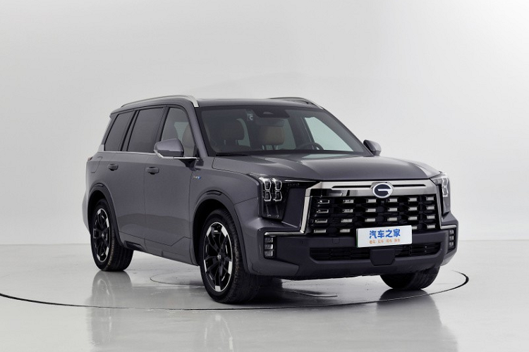 Tổng cộng có 4 mẫu xe GAC Trumpchi ES9 đã được ra mắt. Giá xe GAC Trumpchi ES9 2024 được công bố là 229.800 đến 269.800 nhân dân tệ (tương đương 746 triệu đồng cho đến 876 triệu đồng).