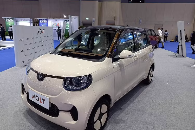 Chiếc xe điện cỡ nhỏ này có tên gọi là Volt City EV 2023 mới, do công ty EV Primus, nhà nhập khẩu và phân phối độc quyền xe Dongfeng Sokon Automobile (DFSK Motor) của Trung Quốc tại Thái Lan trình làng và trưng bày vào năm ngoái.