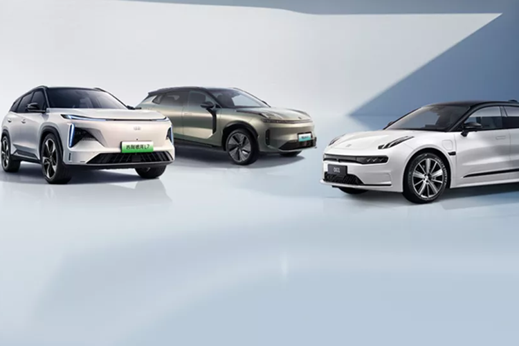 Vào ngày 1/11/2023, Geely Automobile đã công bố dữ liệu bán hàng tháng 10, ấn tượng nhất là việc họ đã bán được 62.086 chiếc xe Galaxy năng lượng mới, tăng gấp đôi so với cùng kỳ năm trước và tăng khoảng 16% so với cùng kỳ tháng trước, lập mức cao mới trong ba tháng liên tiếp và tăng trưởng hàng tháng trong 6 tháng liên tiếp.