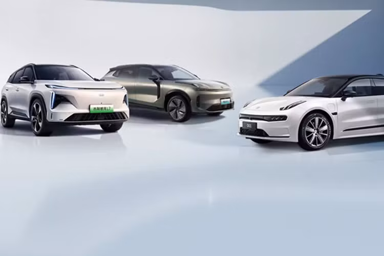 Vào ngày 1/11/2023, Geely Automobile đã công bố dữ liệu bán hàng tháng 10, ấn tượng nhất là việc họ đã bán được 62.086 chiếc xe Galaxy năng lượng mới, tăng gấp đôi so với cùng kỳ năm trước và tăng khoảng 16% so với cùng kỳ tháng trước, lập mức cao mới trong ba tháng liên tiếp và tăng trưởng hàng tháng trong 6 tháng liên tiếp.