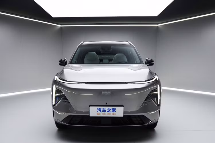 Trong số đó, Geely Galaxy đã bán được 13.711 chiếc trong tháng 10, tăng khoảng 5% so với tháng trước. Điều đáng nói là doanh số tích lũy của Geely Galaxy L7 2023 mới đã vượt 50.000 chiếc trong vòng 5 tháng kể từ khi ra mắt, trở thành "gà đẻ trứng vàng" cho hãng này.