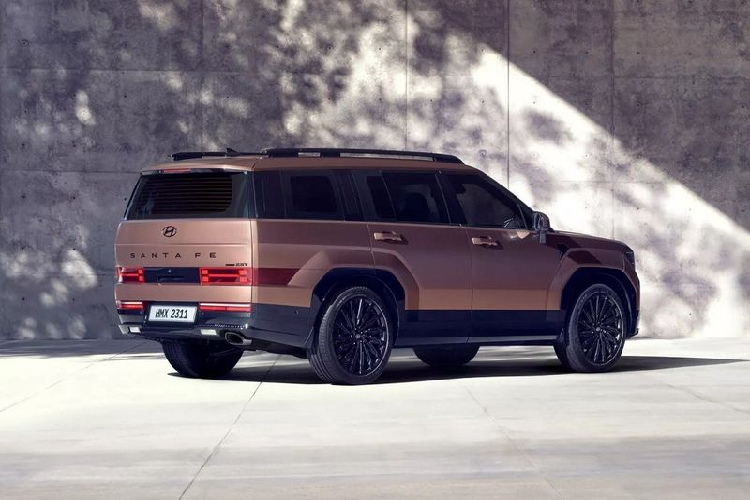 Hãng xe sang nước Đức, Mercedes-Benz cũng bám sát ngay Hyundai khi sở hữu đội hình có tuổi đời trung bình 3,3.