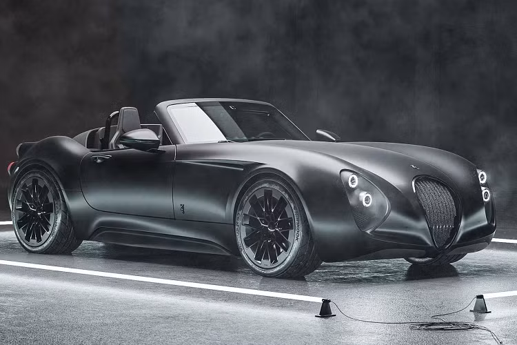 Hiện vẫn chưa rõ khi nào Project Thunderball sẽ được đưa vào sản xuất. Khi được mở bán, giá xe Wiesmann Project Thunderball sẽ khởi điểm dự kiến là 300.000 Euro (khoảng hơn 1,26 tỷ đồng).