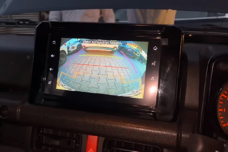 Dù ở phiên bản nào, xe cũng dùng động cơ xăng 4 xi-lanh, hút khí tự nhiên, dung tích 1.5L với công suất tối đa 105 mã lực tại tua máy 6.000 vòng/phút và mô-men xoắn cực đại 134 Nm tại tua máy 4.000 vòng/phút. Động cơ kết hợp với hộp số sàn 5 cấp cho bản Zeta hoặc tự động 4 cấp cho Alpha.