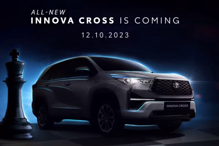 Toyota Innova Cross 2023 cũng sẽ sở hữu nhiều trang bị an toàn như: cửa sổ trời, phanh tay điện tử tích hợp giữ phanh tự động, hệ thống an toàn Toyota Safety Sense, động cơ và hộp số mới. Giá xe dự kiến sẽ nằm trong khoảng trên 900 triệu đến 1,1 tỷ đồng