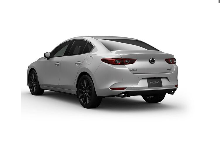 Xe sẽ chính thức có mặt tại các đại lý tại Nhật Bản từ đầu tháng 6 tới đây. Mức giá xe Mazda3 2023 bán ra từ 17.500 - 30.000 USD (khoảng 405 - 700 triệu đồng).
