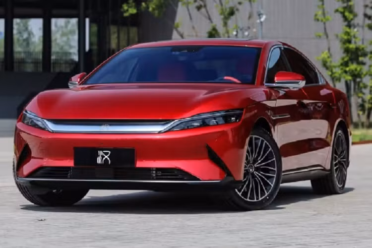 Theo thống kê, tổng tiêu thụ ôtô của 37 quốc gia lớn trên thế giới trong tháng 8 đạt 5,55 triệu chiếc. Cụ thể, những thương hiệu ôtô có doanh số cao nhất lần lượt là Toyota, Volkswagen, Honda, BYD, Hyundai, Ford, Chevrolet, Suzuki, Kia và Nissan.