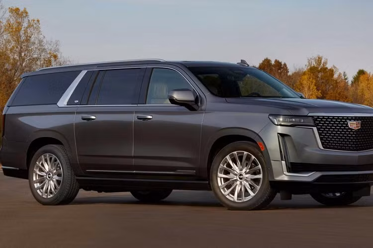  Cadillac Escalade: 40.247 xe Escalade là mẫu xe duy nhất của thương hiệu nội địa Cadillac lọt vào top 10 này. Đồng thời, đây cũng là mẫu xe sang duy nhất của Mỹ được xướng tên trong top 10, nếu không tính Tesla.