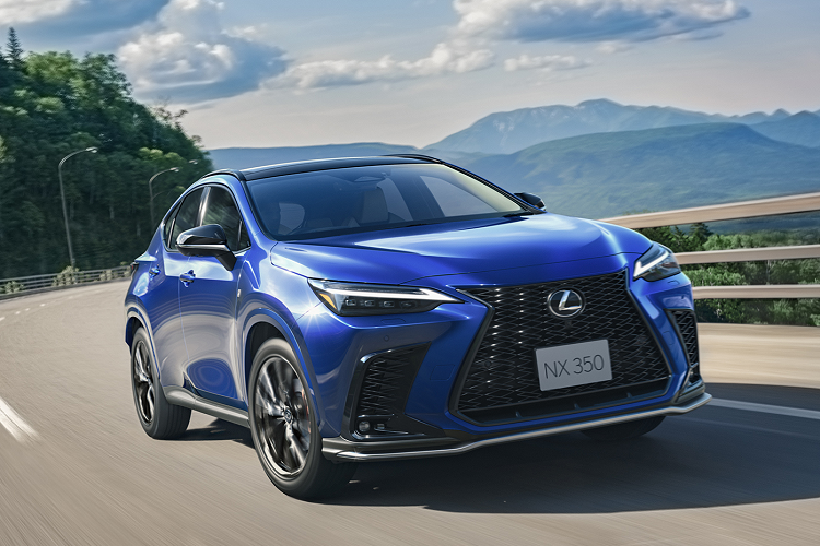 Ngoài ra, ở thế hệ mới, mẫu SUV này còn được thiết kế theo phong cách trưởng thành hơn và nhiều công nghệ hơn để có thể sánh ngang với những đối thủ châu Âu.