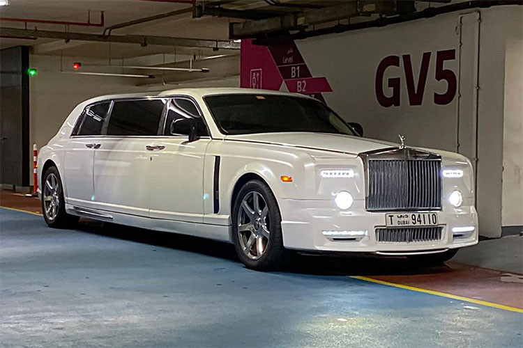 Chưa có thông tin chi tiết chính thức về thông số kỹ thuật, nhưng Rolls-Royce Phantom VII siêu sang này được trang bị động cơ V12 dung tích 6.75L, công suất 460 mã lực và mô-men xoắn 720 Nm. Đi kèm với động cơ này là hộp số 6 hoặc 8 cấp của ZF.