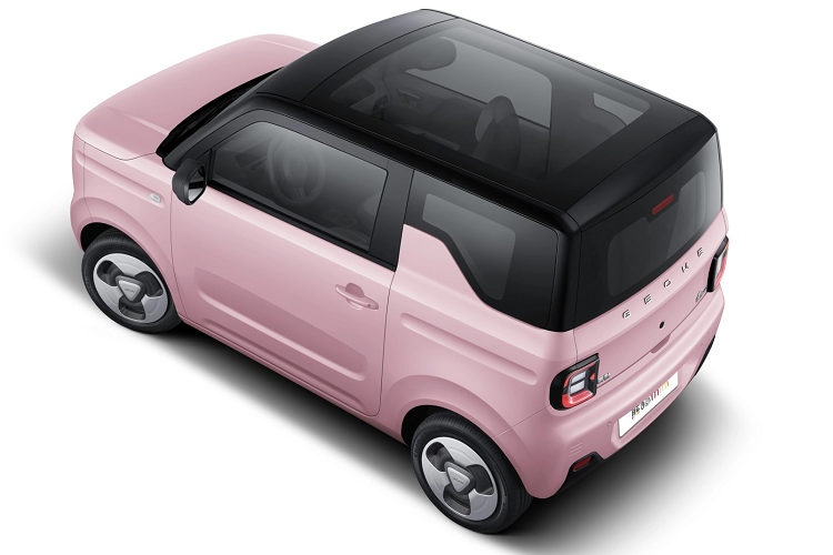 Được biết, Geely đã bán được hơn 65.000 chiếc Panda Mini EV kể từ khi nó gia nhập vào thị trường từ tháng 2 đầu năm nay, doanh số bán hàng ổn định ở mức khoảng 7.000 chiếc mỗi tháng.