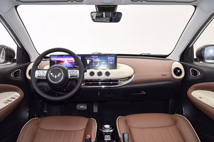 Cụ thể, đợt giao xe đầu tiên của họ là 522 xe điện Wuling Bingo 2023 được giao trong tháng 3, cần nhớ rằng, hãng này ra mắt xe Wuling Bingo 2023 vào ngày 29 tháng 3, tức chỉ còn 2 ngày nữa là hết tháng.