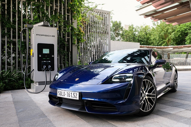 Porsche ghi nhan so luong xe giao tang ky luc nua dau 2023-Hinh-3