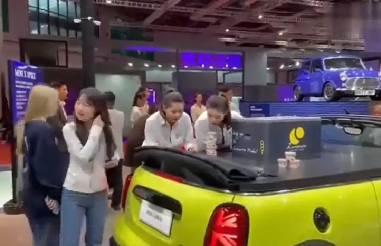 BMW bi “boc hoi” hon 62 nghin ty dong vi 2 cay kem mien phi