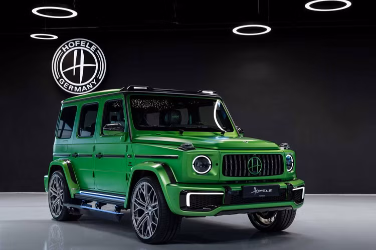 Các khách hàng ưa thích các mẫu xe đến từ thương hiệu Mercedes-Benz chắc chắn không hề xa lạ với cái tên HOFELE. Giống với Mansory hay Brabus, HOFELE-Design GmbH là hãng độ chuyên cung cấp các tùy chọn cá nhân hóa cho các mẫu xe hàng đầu của thương hiệu ngôi sao ba cánh. Cụ thể, HOFELE thường độ Maybach và G-Class.