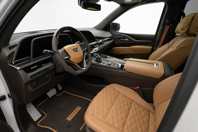 Theo một số tin đồn, Cadillac đang chuẩn bị giới thiệu dòng xe sang hoàn toàn bằng điện với tên gọi IQ, hứa hẹn sở hữu công suất 1.000 mã lực.