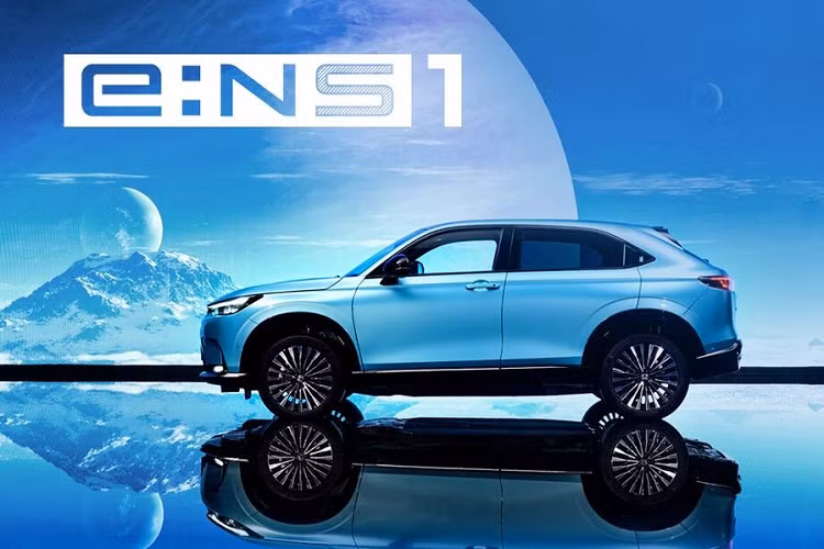Honda rõ ràng cũng không muốn bị bỏ lại phía sau. Hiện chưa rõ hãng Honda sẽ bán e:NS1 hay e:NP1 ở thị trường Thái Lan. Cả hai mẫu xe này đều được coi là phiên bản điện của dòng SUV cỡ B Honda HR-V. Tại Trung Quốc, e:NS1 vốn là sản phẩm của liên doanh Dongfeng Honda. Trong khi đó, e:NP1 do liên doanh GAC Honda sản xuất và phân phối.