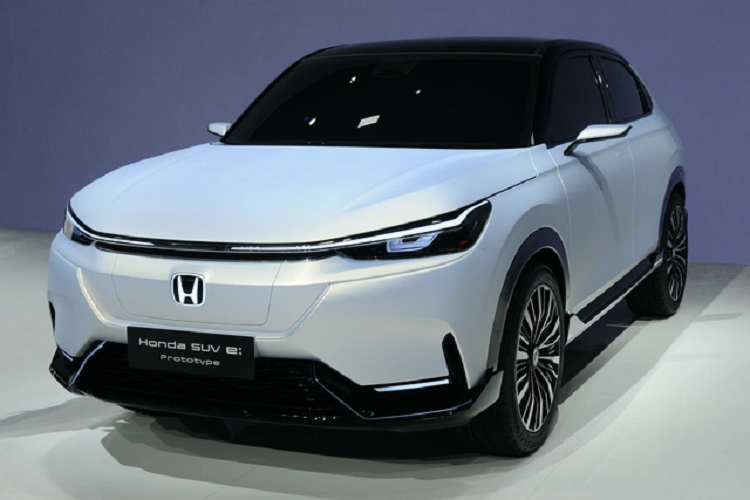 Hiện giá bán của Honda HR-V phiên bản điện tại thị trường Thái Lan vẫn chưa được hé lộ. Chỉ biết rằng, xe ôtô điện của Honda sẽ được nhận trợ giá 150.000 Baht (106 triệu đồng) và miễn 100% thuế tại Thái Lan trong năm nay.