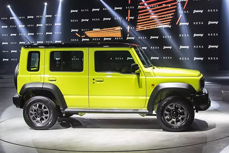 Cụ thể, tính đến thời điểm hiện tại, đã có hơn 30.000 khách hàng Ấn Độ đặt mua Suzuki Jimny 5 cửa. Điều này cũng không có gì bất ngờ vì các sản phẩm của liên doanh Maruti Suzuki vốn rất được ưa chuộng ở thị trường Ấn Độ.