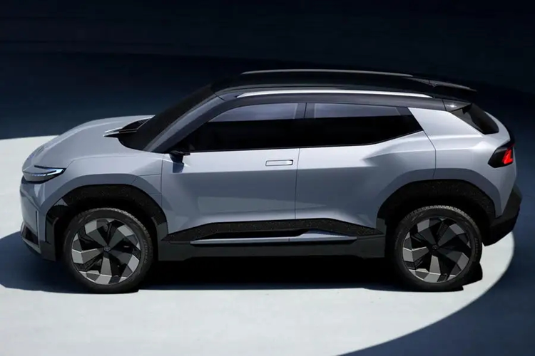 Hiện hình ảnh nội thất của Toyota Urban SUV Concept vẫn chưa được công bố. Hãng Toyota chỉ khẳng định nội thất của xe sẽ có thiết kế linh hoạt và được tối ưu hóa để dễ dàng điều chỉnh cho phù hợp với nhu cầu chở người hoặc hành lý của người dùng.