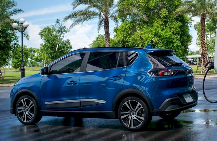 Doanh so oto dien tai Viet Nam 2023 se tang gap doi nam ngoai-Hinh-2