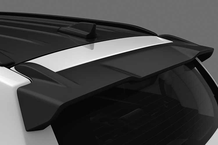 Ngoài những thay đổi trên, xe vẫn được giữ nguyên các trang bị và thiết kế như trước. Tại thị trường Việt Nam, giá xe Mitsubishi Pajero Sport 2023 cho 2 phiên bản là 4x2 và 4x4 là 1,13 tỷ và 1,365 tỷ đồng.