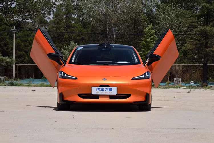 Chính vì điều này mà giờ đây, là thời điểm quá hợp lý để giúp Aion Hyper GT 2023 mới được tung ra thị trường, nhằm nâng cao sự nhận diện của thương hiệu, đa dạng về phân khúc, mẫu mã và cả giúp phần nào cho việc tăng doanh số.