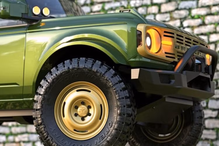 Các thay đổi của bản độ này bắt đầu với bộ cản trước Body Armor 4X4 hầm hố và lưới tản nhiệt IAG màu vàng đồng. Hệ thống chiếu sáng của xe cũng được nâng cấp với đèn pha và đèn hậu của Oracle, đi kèm bộ đèn phụ trợ mang thương hiệu Rigid Industries.